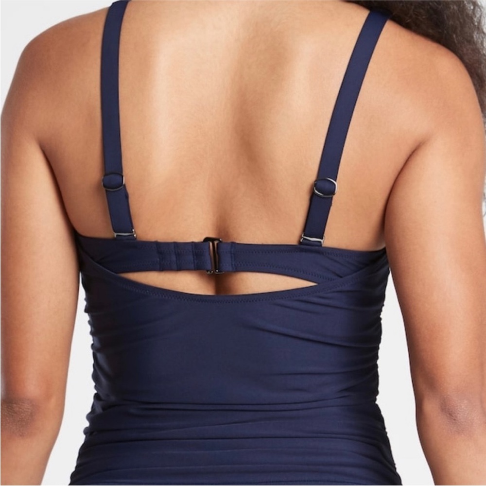 Athleta 34D/DD Tankini swim top - Picture 7 of 9